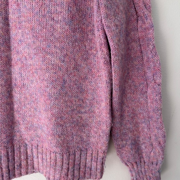 🍂Beautiful Cable Knit Sweater - Picture 4 of 12